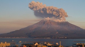 Sakurajima Yanardağı'nda hareketlilik sürüyor: Kül yağışı Kagoshima'ya ulaştı