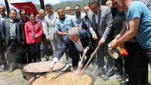 Edremit’te Yozgatlılar Derneği’nden 2.Yaz Şenliği Etkinliği