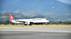 Türk sporcular, Kuzey Makedonya'daki Avrupa Gençlik Olimpik Yaz Festivali'ne THY ile ulaştı