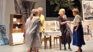 Burhaniye 6. Kitap Fuarı’nda Tiyatro Rüzgârı