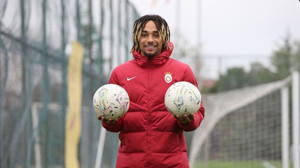 Sacha Boey’den Sezonun Sürprizi!