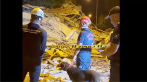 Balıkesir'de 4 Saatte 84 Artçı Deprem 12 Bina Yıkıldı