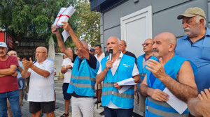Edremit'ten Çığlıklar Yükseldi: “Körfez Ölüyor!”