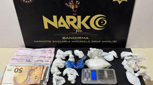 Bandırma'da Operasyonda Dikkat Çeken 50 Euro Detayı