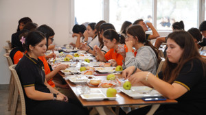 Belediye Lokantalarında İlk Gün Yemekler Ücretsiz