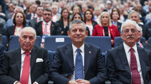 CHP'de Kurultay Gerçekleşti 835 Oyla Özel Başkan