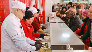 Burhaniye Kent Lokantasında Askıda Yemek