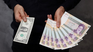 İran, para biriminden 4 sıfırı atıyor