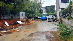 Edremit Yağmurlara Teslim Oldu