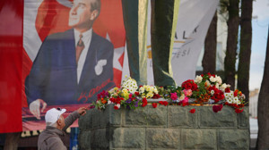 Başkan Mesut Ergin: “Atatürk’ü Sadece Anmıyor, Işıklı Yolunda Yürüyoruz”