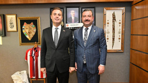 Ekrem Gökay Yüksel’den Ahmet Akın’a Teşekkür