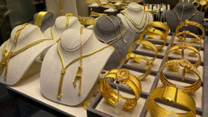 Ekrana Bakan Yanılıyor, Kapalıçarşı’da Makas Tarihi Seviyeye Çıktı