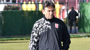 Balıkesirspor Teknik Direktörü Zafer Uysal’dan Söke 1977 SK Maçı Sonrası Açıklama: “Üç puanı hak ettik”