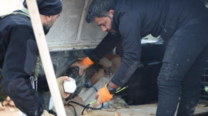 Tabka’da SDG Afişleri Söküldü, Halk Sokaklara Çıktı