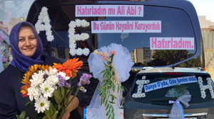 Balıkesir’de 23 Nisan İçin Arabasını Süsletti