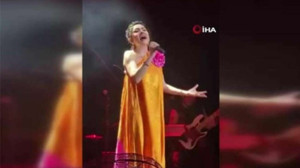 Balıkesir’de Melek Mosso Gözyaşlarını Tutamadı