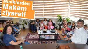 Miniklerden Makam ziyareti