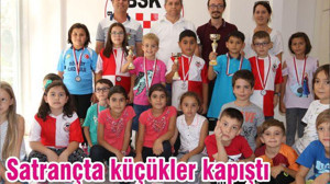 Satrançta küçükler kapıştı