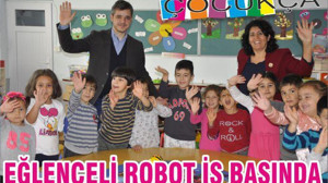 EĞLENCELİ ROBOT İŞ BAŞINDA