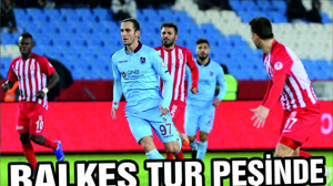 BALKES TUR PEŞİNDE