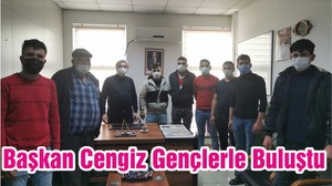Başkan Cengiz Gençlerle Buluştu