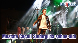 Mustafa Ceceli Sındırgı'da sahne aldı