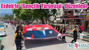 Erdek'te "Gençlik Yürüyüşü" Düzenledi