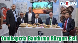 Yenikapı'da Bandırma Rüzgarı Esti