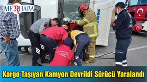 Balıkesir'de Kargo Taşıyan Kamyon Kazası