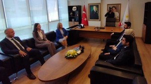 AK Parti’den İYİ Parti’ye bayram ziyareti