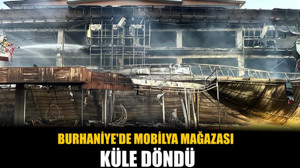 Burhaniye'de Mobilya Mağazası Küle Döndü