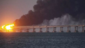 Ukrayna Kırım Köprüsü’nü Bombaladı!