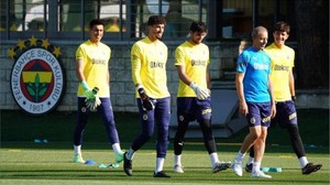 Fenerbahçe, yeni sezon hazırlıklarına başladı