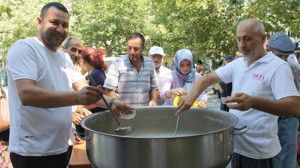 Bereketin Simgesi Manyas Sokaklarına Taştı