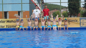 Büyükşehir Okul Bahçelerini Havuza Çevirdi