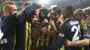 Fenerbahçe Geriden Gelip Farka Koştu