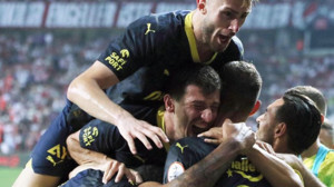 Fenerbahçe Samsun'da Liderliğe Çıktı
