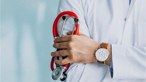 Hekimlerin Beyin Göçü: Liyakat Yok mu?