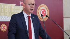 Vekil Sarı'dan Emeklilere 3 Bin TL Talebi