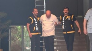 Patronunu Vahşice Öldürdü Savunması Dudak Uçuklattı