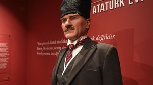 Karesi Atatürk Evi'ne Yoğun İlgi