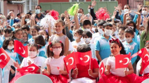 Balıkesir'de Eğitim Haftası Kutlaması