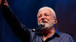 Ayvalık'ta Onur Akın Esintisi