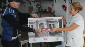 Burhaniye Kırmızı-Beyaz