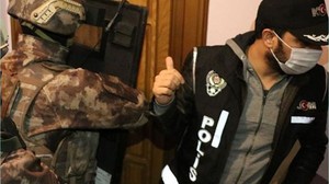 Balıkesir Ekipleri Şüpheli Ev İçin Harekete Geçti