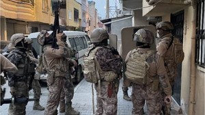 Balıkesir Emniyet Ekiplerinden 25 Adrese Eş Zamanlı Operasyon