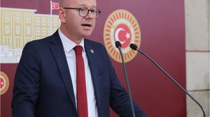 CHP’li Sarı; “Sağlıktaki Devrim, Çöküşe Sebep Oluyor”