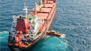 Dünyanın Beklediği Tahıl Gemileri Balıkesir’de Çarpıştı!