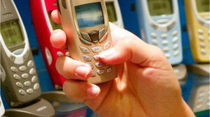 Gördüğünüz Anda Geçmişe Götüren Telefonlar