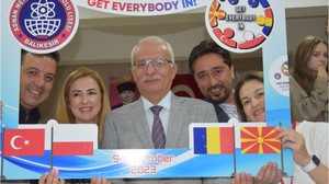 Adnan Menderes Lisesinde Erasmuslu Öğrenciler İçin Sertifika Töreni Düzenlendi